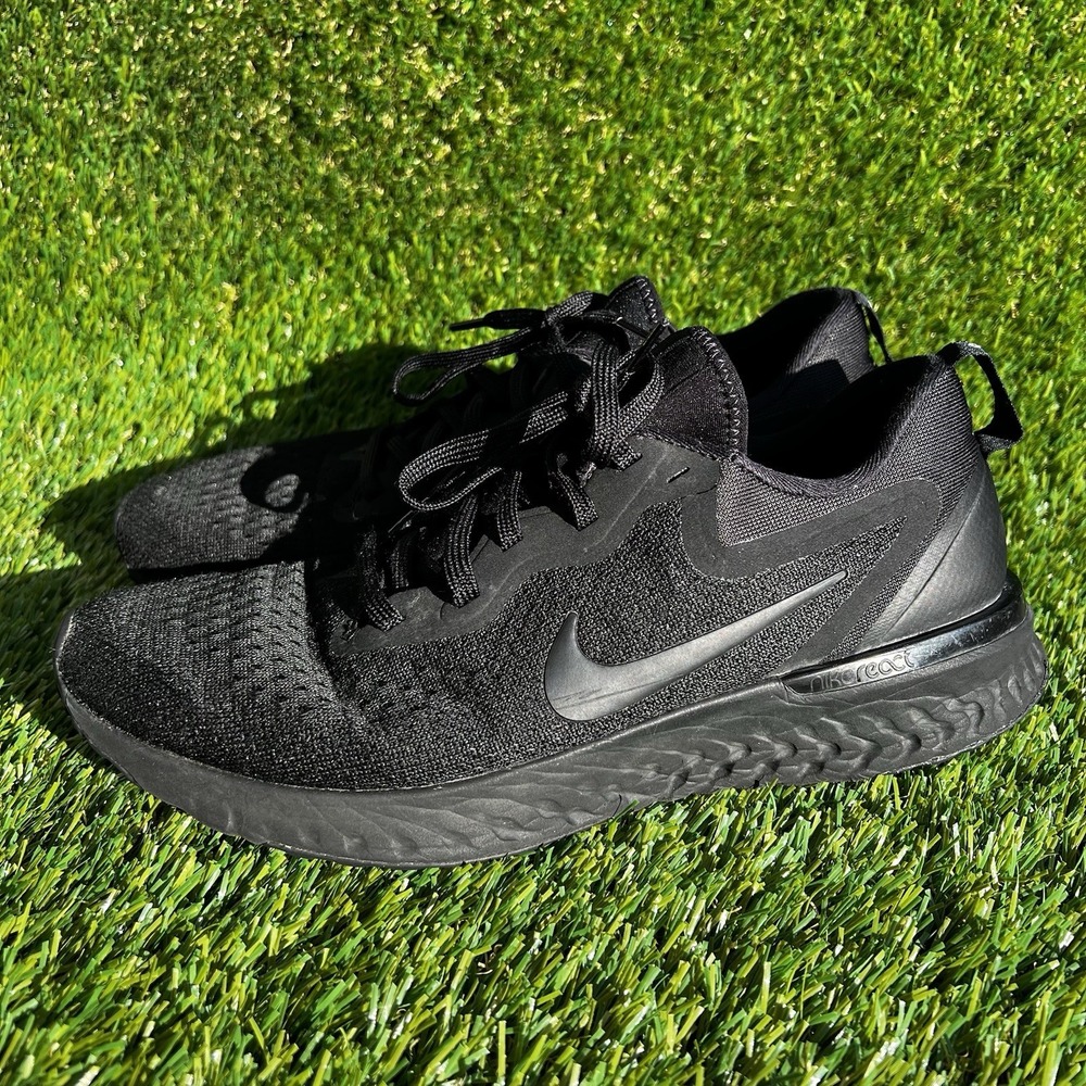 Nike Shoes Women Size 9.5 Epic React Flyknit 2 Running Black Sneakers